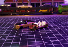 Lade das Bild in den Galerie-Viewer, Luxus Auto spur TT 1:120