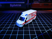 Lade das Bild in den Galerie-Viewer, RTW Kasten Spur TT 1:120