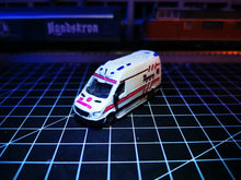 Lade das Bild in den Galerie-Viewer, RTW Transporter Spur TT 1:120