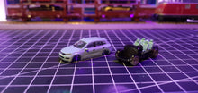 Lade das Bild in den Galerie-Viewer, SUV Hybrid Spur tt 1:120
