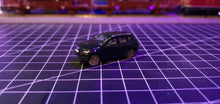 Lade das Bild in den Galerie-Viewer, SUV Hybrid Spur tt 1:120
