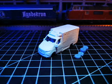 Lade das Bild in den Galerie-Viewer, RTW Kasten Spur TT 1:120
