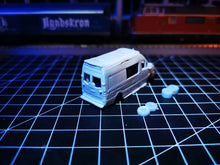 Lade das Bild in den Galerie-Viewer, RTW Transporter Spur TT 1:120
