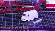 Lade das Bild in den Galerie-Viewer, MB Vario verschiedene Varianten Spur TT 1:120
